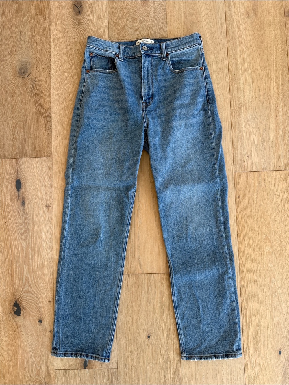 Abercrombie & Fitch Women's Medium Blue Straight Leg Jeans